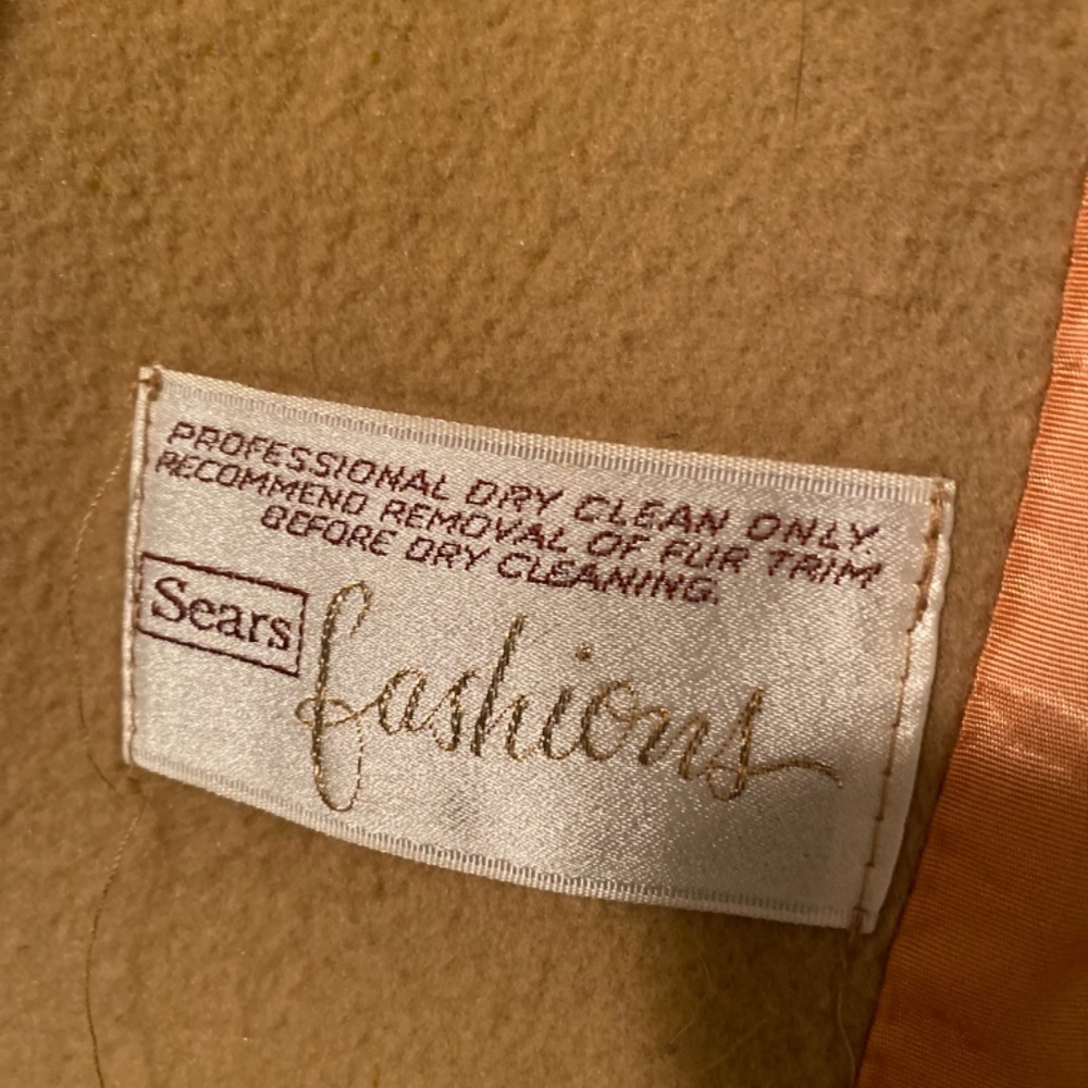 Vintage Fur coat Sears - Picture 7 of 11